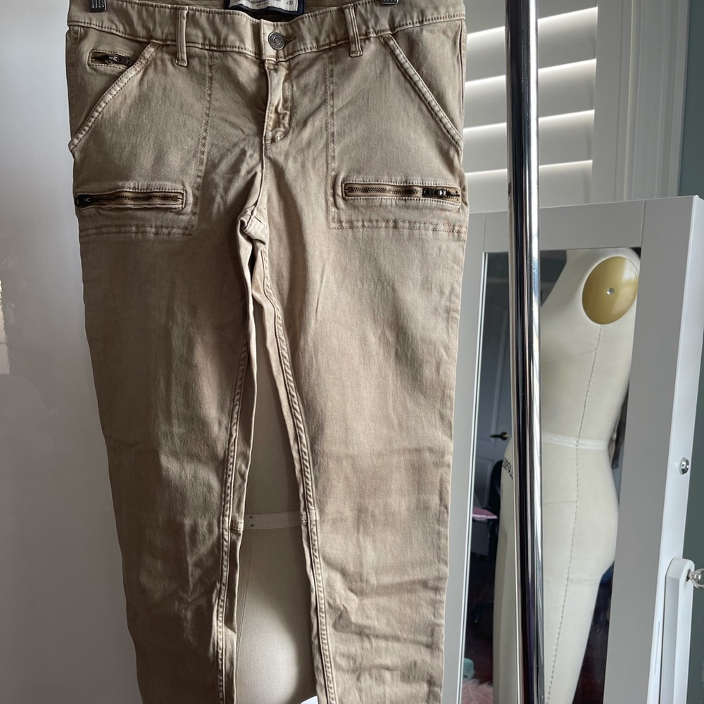 Abercrombie & Fitch Tan Skinny Zipper Pants sz 10